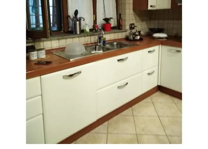 Elena House * 로마